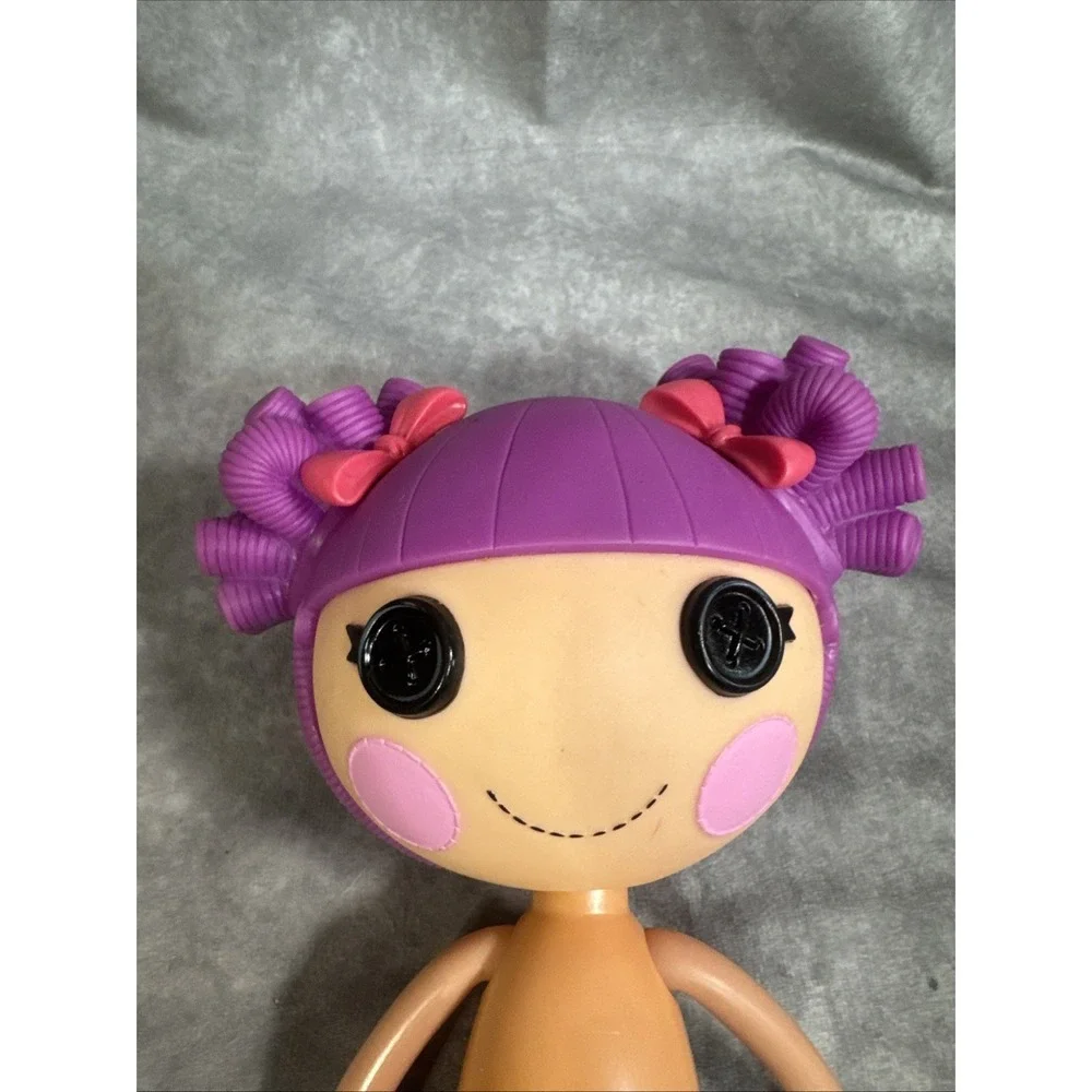 Lalaloopsy Lady‎ Stillwaiting Doll 2010 & Lalaloopsy Sir Battlescarred Doll 2009